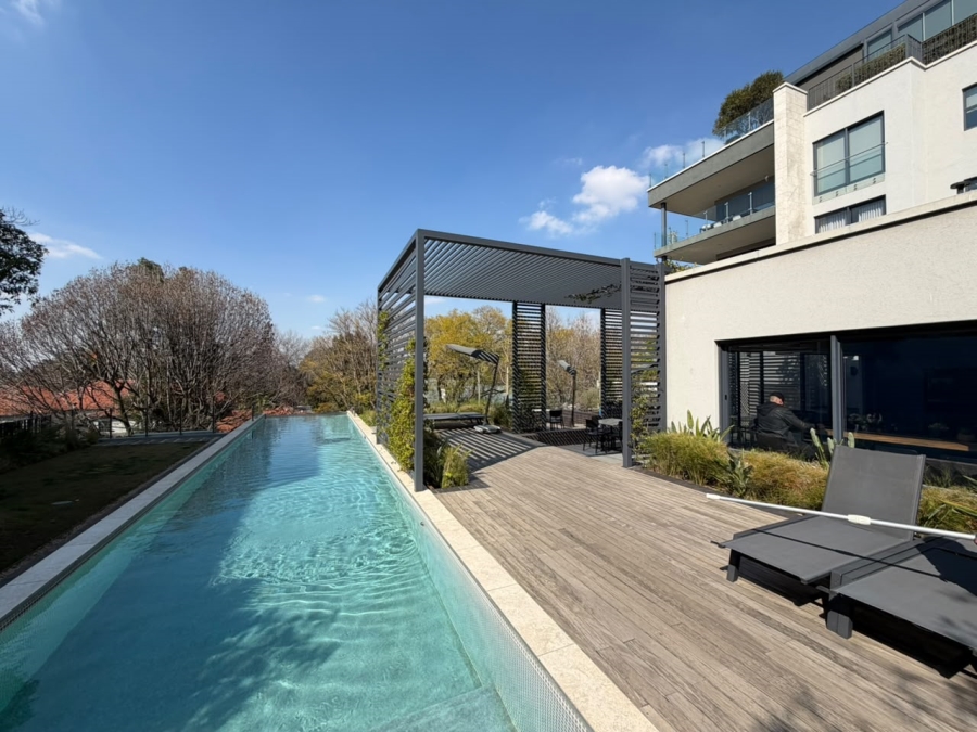 To Let 2 Bedroom Property for Rent in Houghton Estate Gauteng