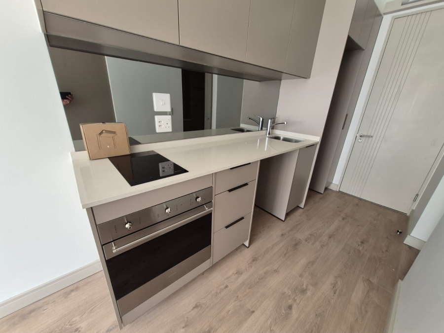 To Let 1 Bedroom Property for Rent in Rosebank Gauteng