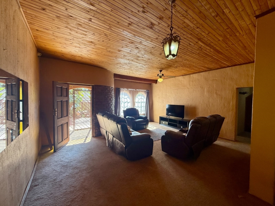 4 Bedroom Property for Sale in The Orchards Gauteng