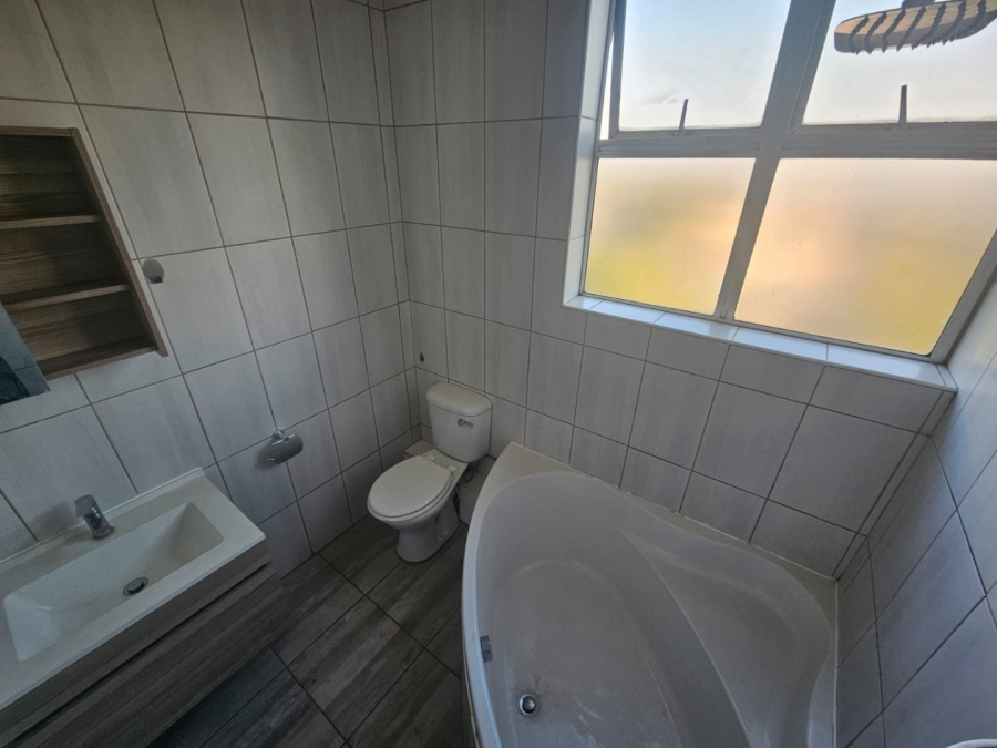 2 Bedroom Property for Sale in Wonderboom South Gauteng