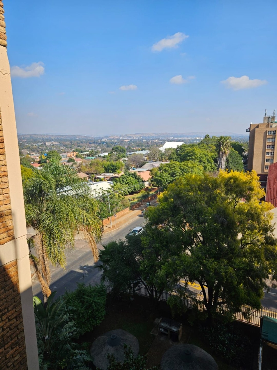 2 Bedroom Property for Sale in Wonderboom South Gauteng