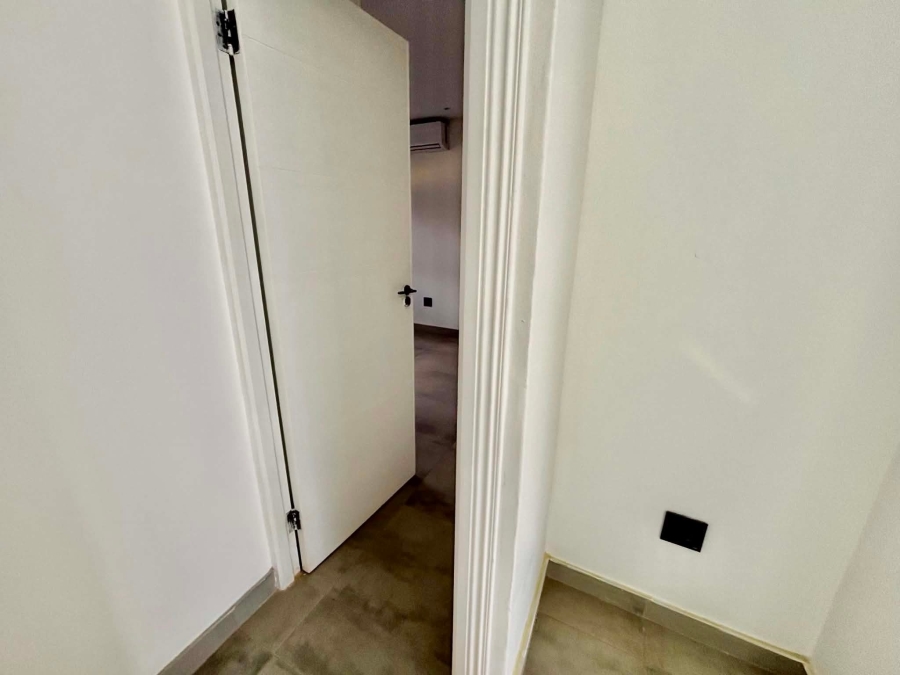 To Let 3 Bedroom Property for Rent in Illovo Gauteng
