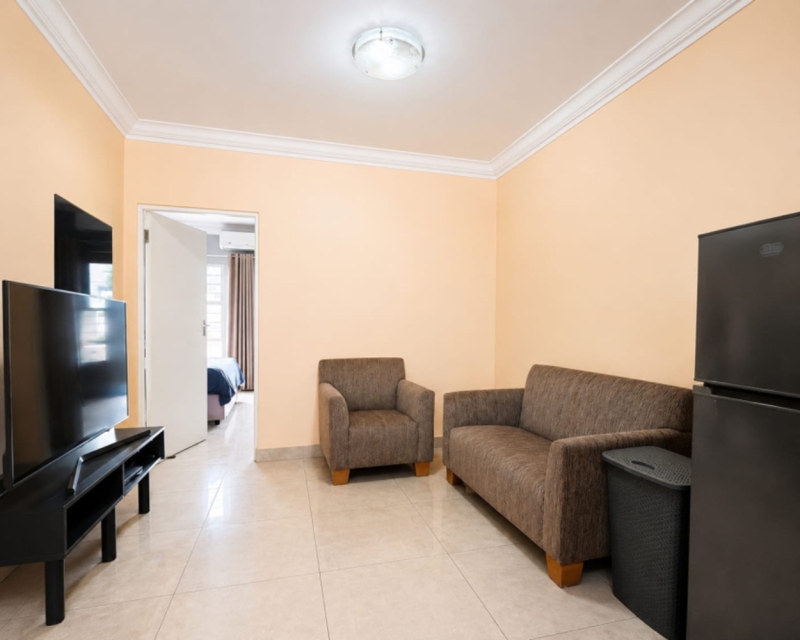 To Let 1 Bedroom Property for Rent in Buccleuch Gauteng