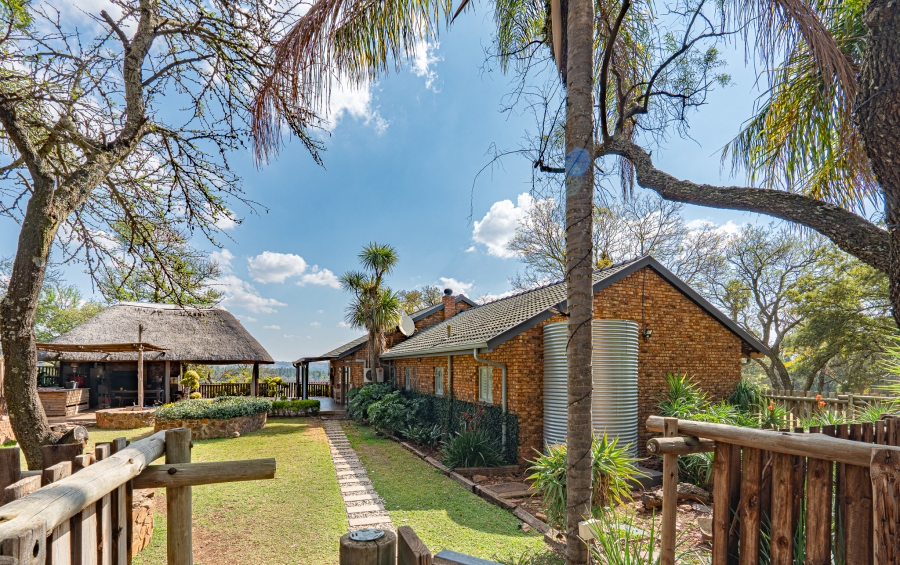 3 Bedroom Property for Sale in Zwavelpoort Gauteng