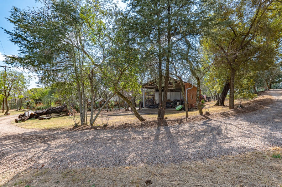 3 Bedroom Property for Sale in Zwavelpoort Gauteng