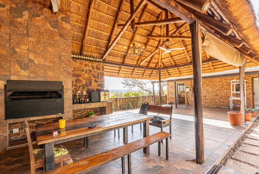 3 Bedroom Property for Sale in Zwavelpoort Gauteng