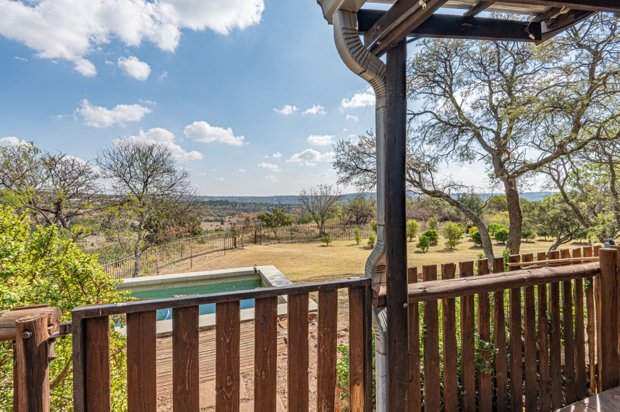 3 Bedroom Property for Sale in Zwavelpoort Gauteng