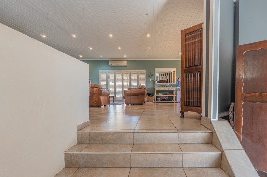 3 Bedroom Property for Sale in Zwavelpoort Gauteng