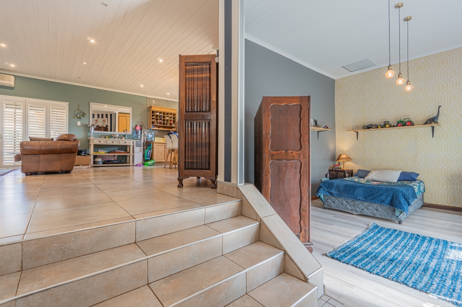 3 Bedroom Property for Sale in Zwavelpoort Gauteng