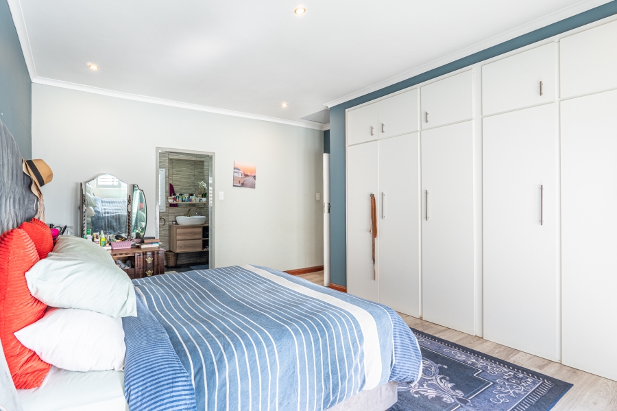 3 Bedroom Property for Sale in Zwavelpoort Gauteng
