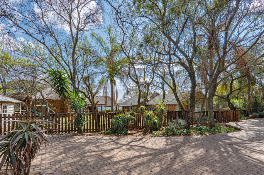 3 Bedroom Property for Sale in Zwavelpoort Gauteng
