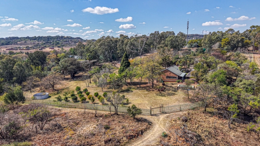 3 Bedroom Property for Sale in Zwavelpoort Gauteng