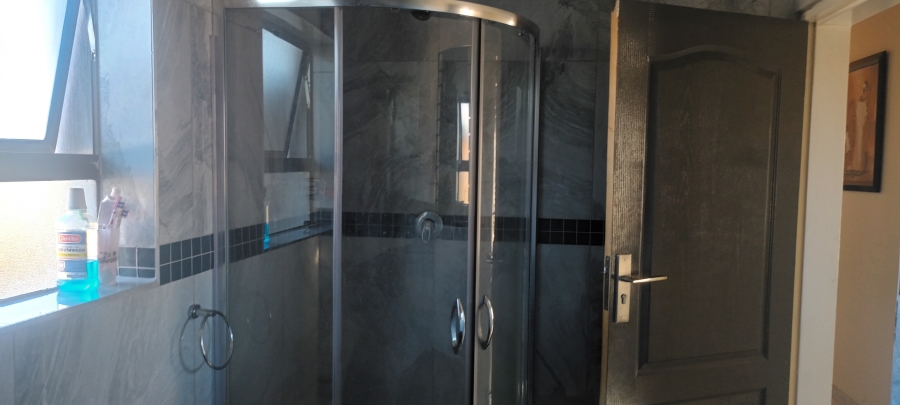 2 Bedroom Property for Sale in Witpoortjie Gauteng
