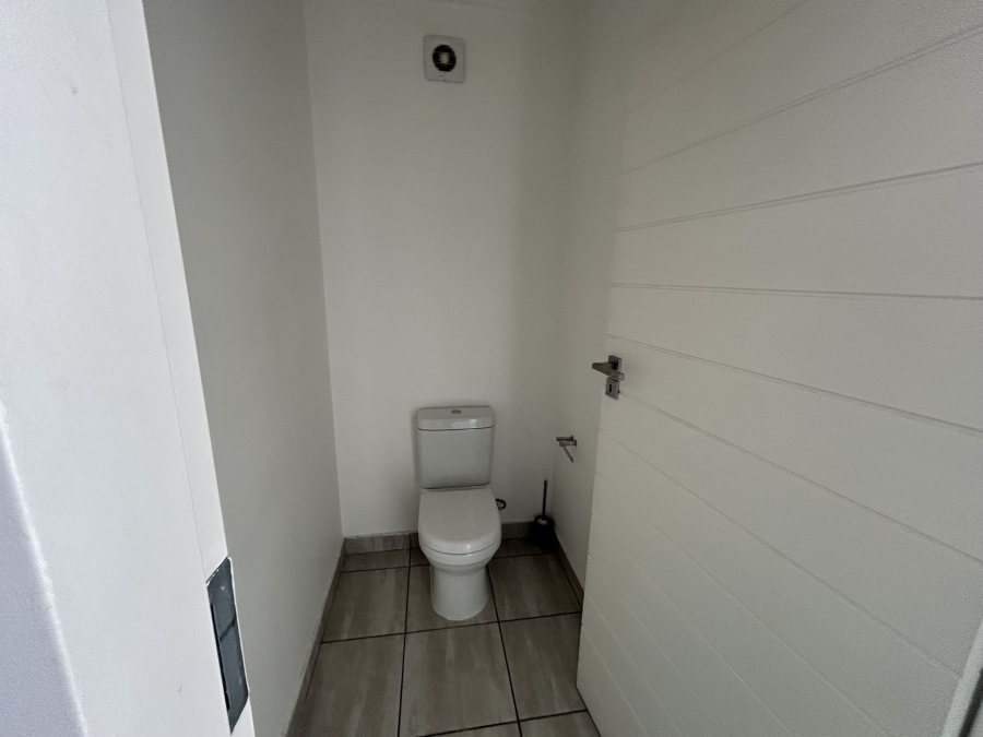 To Let 2 Bedroom Property for Rent in Morningside Gauteng