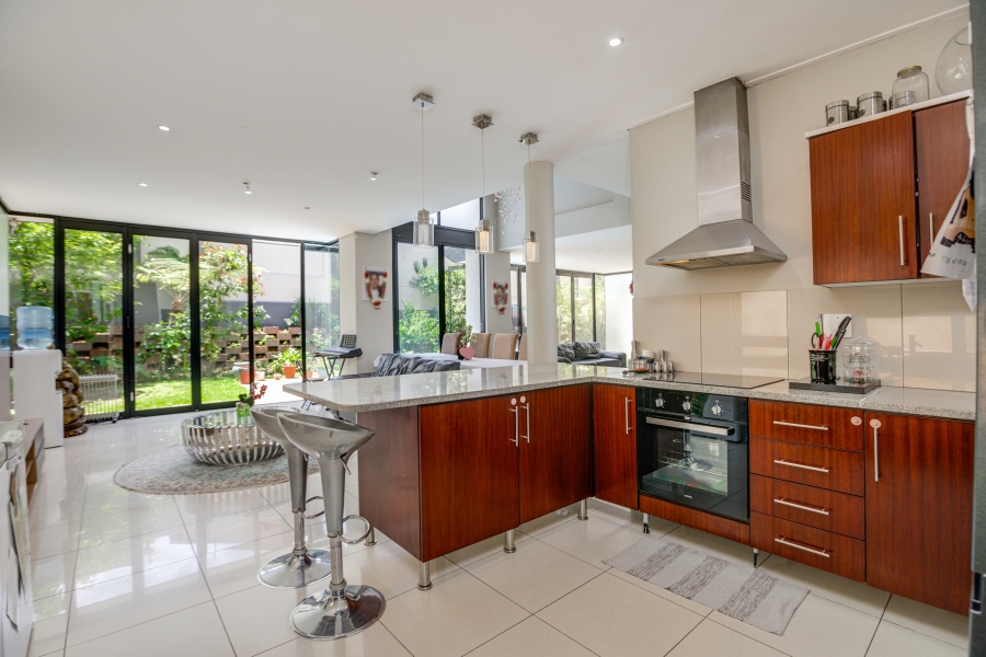 To Let 3 Bedroom Property for Rent in Bryanston Gauteng