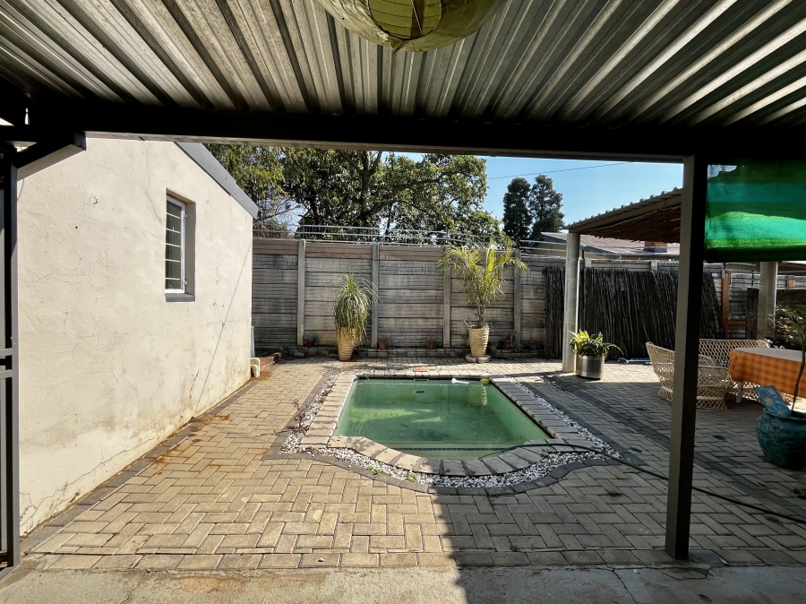 To Let 2 Bedroom Property for Rent in Daspoort Gauteng