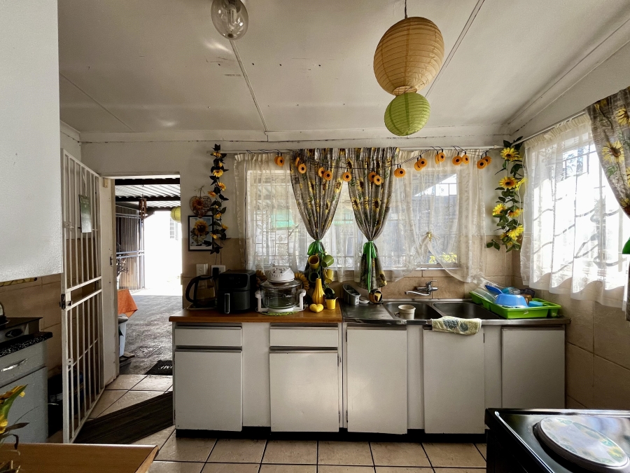 To Let 2 Bedroom Property for Rent in Daspoort Gauteng