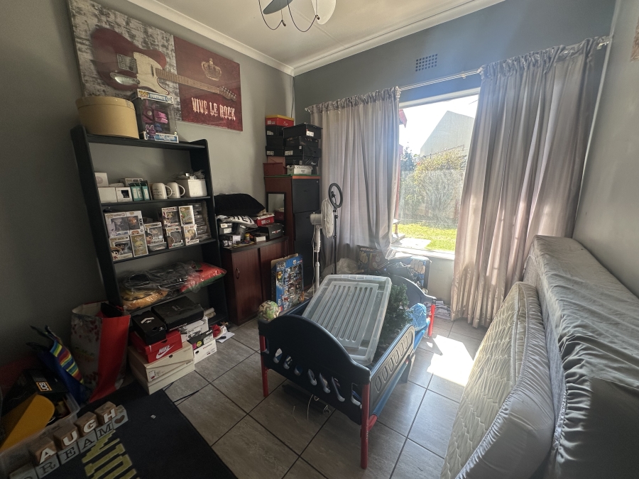 4 Bedroom Property for Sale in Verwoerdpark Gauteng