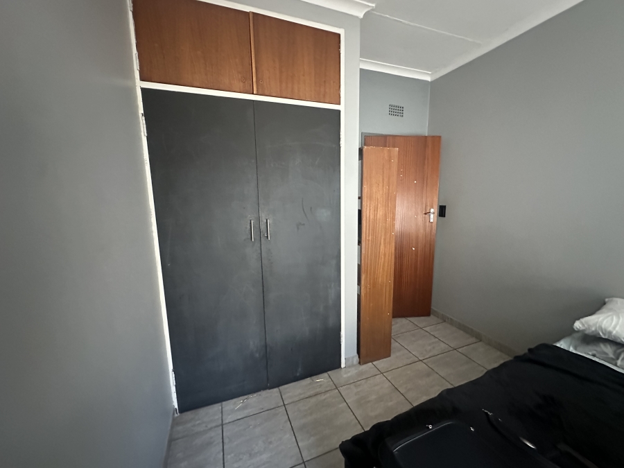 4 Bedroom Property for Sale in Verwoerdpark Gauteng