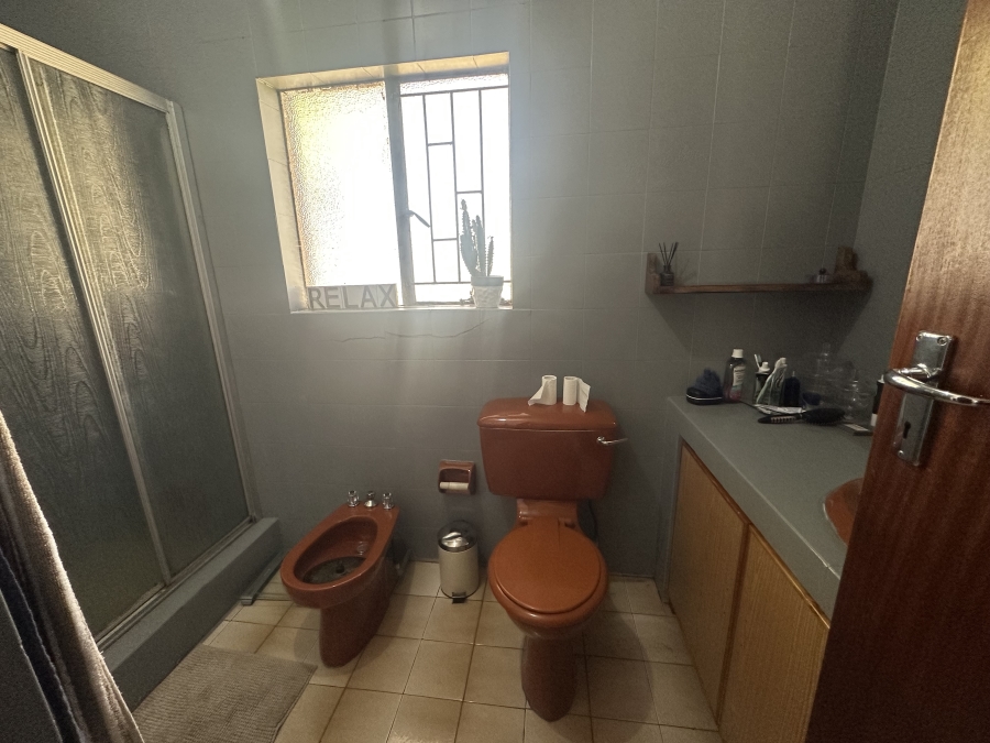 4 Bedroom Property for Sale in Verwoerdpark Gauteng