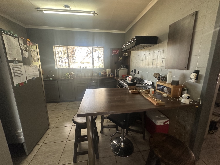 4 Bedroom Property for Sale in Verwoerdpark Gauteng