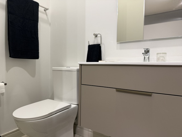 To Let 1 Bedroom Property for Rent in Rosebank Gauteng