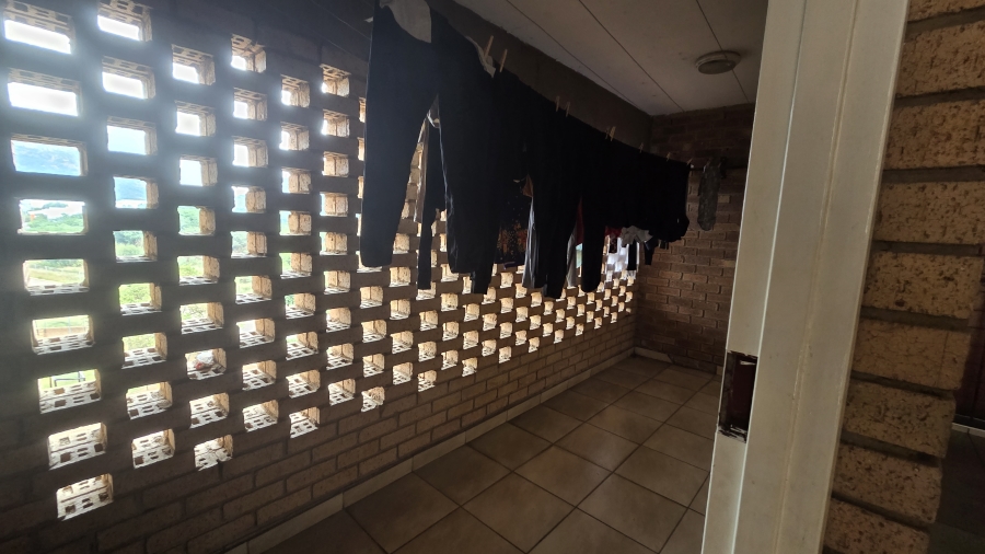 2 Bedroom Property for Sale in Annlin-wes Gauteng