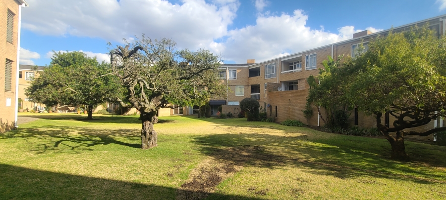 2 Bedroom Property for Sale in Morehill Gauteng