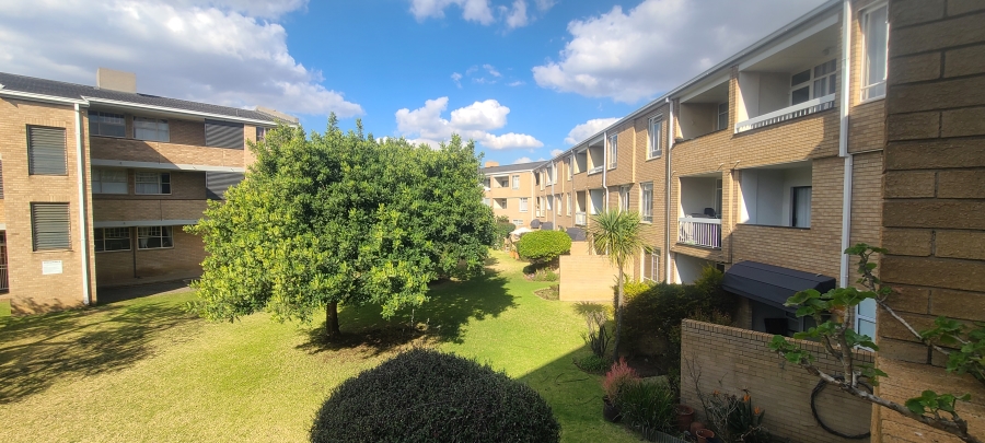 2 Bedroom Property for Sale in Morehill Gauteng