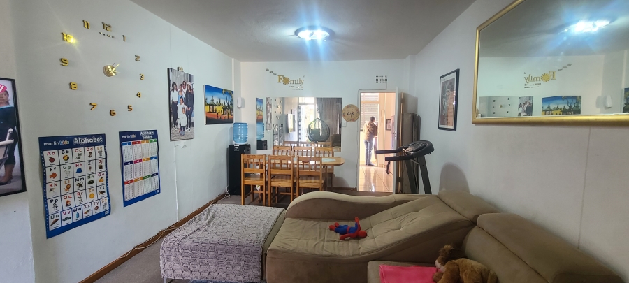 2 Bedroom Property for Sale in Morehill Gauteng
