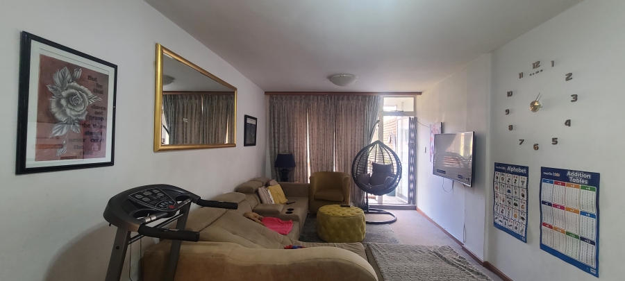 2 Bedroom Property for Sale in Morehill Gauteng