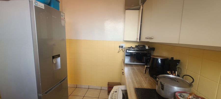 2 Bedroom Property for Sale in Morehill Gauteng