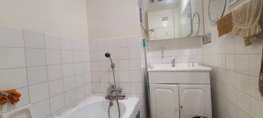 2 Bedroom Property for Sale in Morehill Gauteng