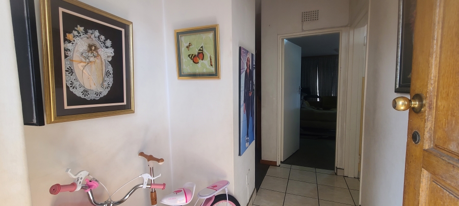 2 Bedroom Property for Sale in Morehill Gauteng