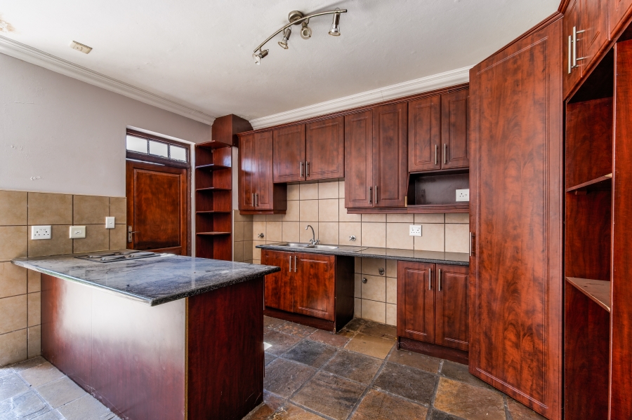 3 Bedroom Property for Sale in Country View Estate Gauteng