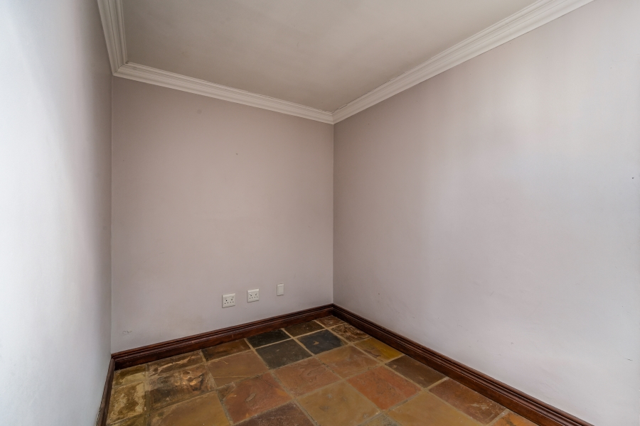 3 Bedroom Property for Sale in Country View Estate Gauteng