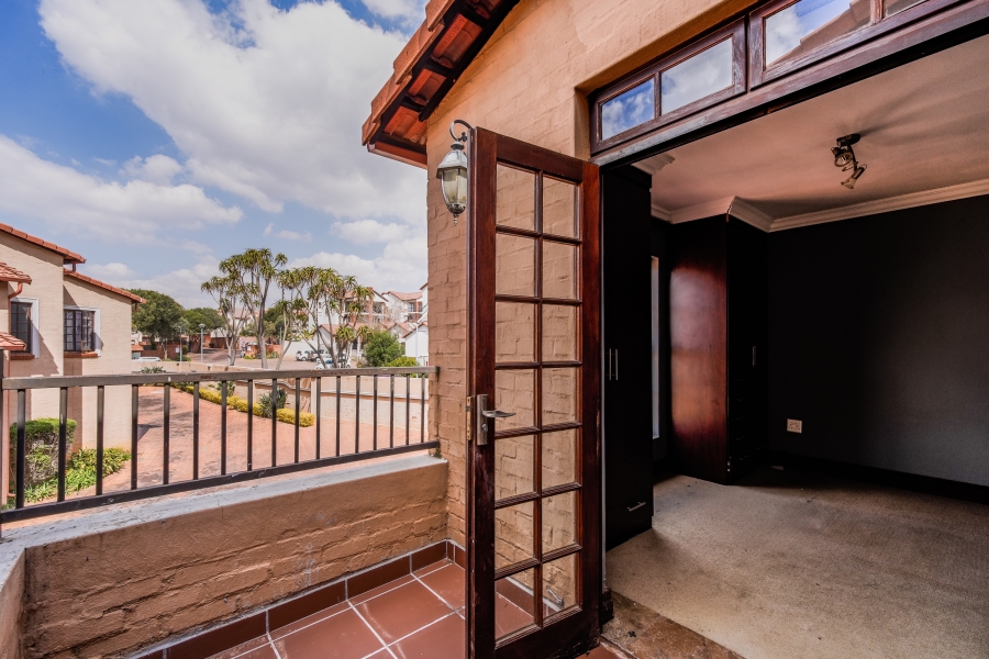 3 Bedroom Property for Sale in Country View Estate Gauteng