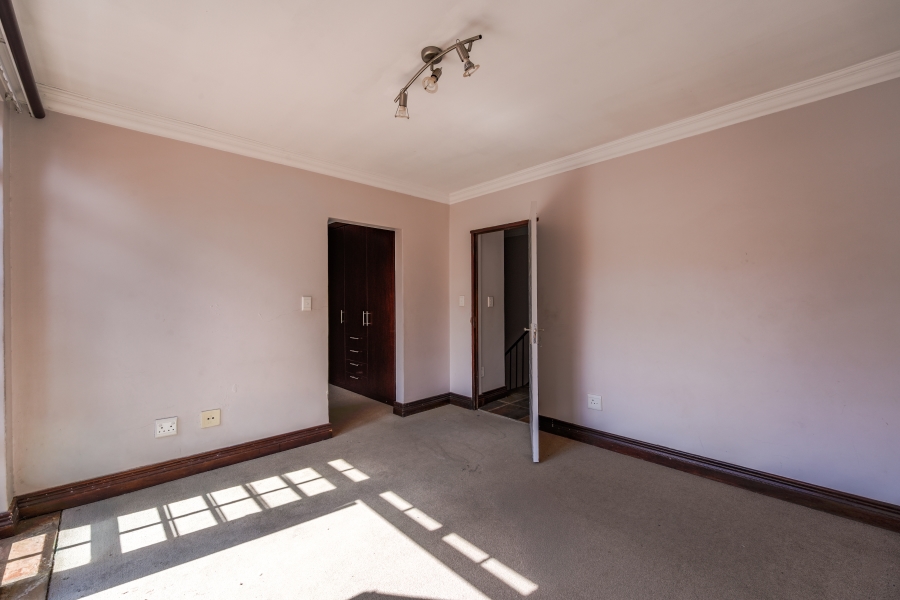 3 Bedroom Property for Sale in Country View Estate Gauteng