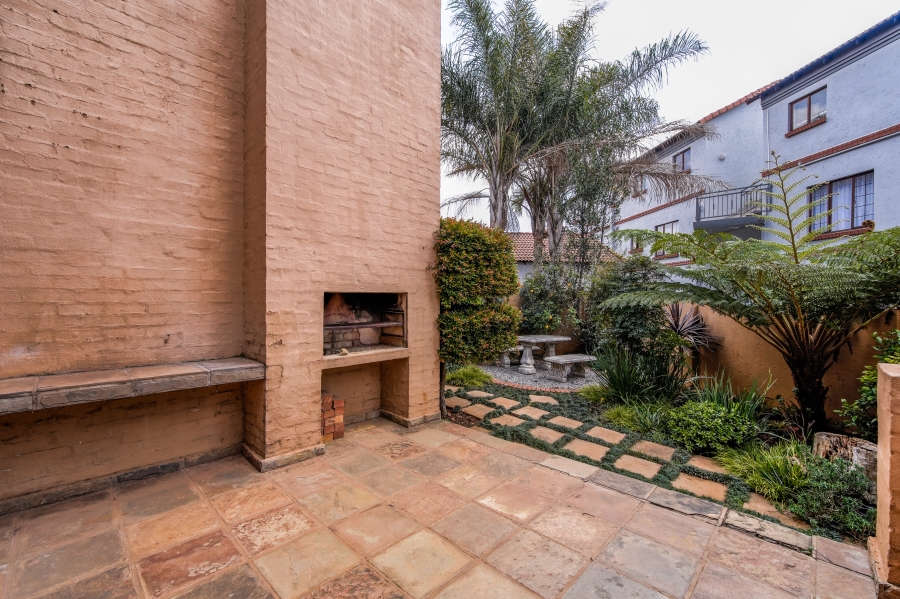 3 Bedroom Property for Sale in Country View Estate Gauteng