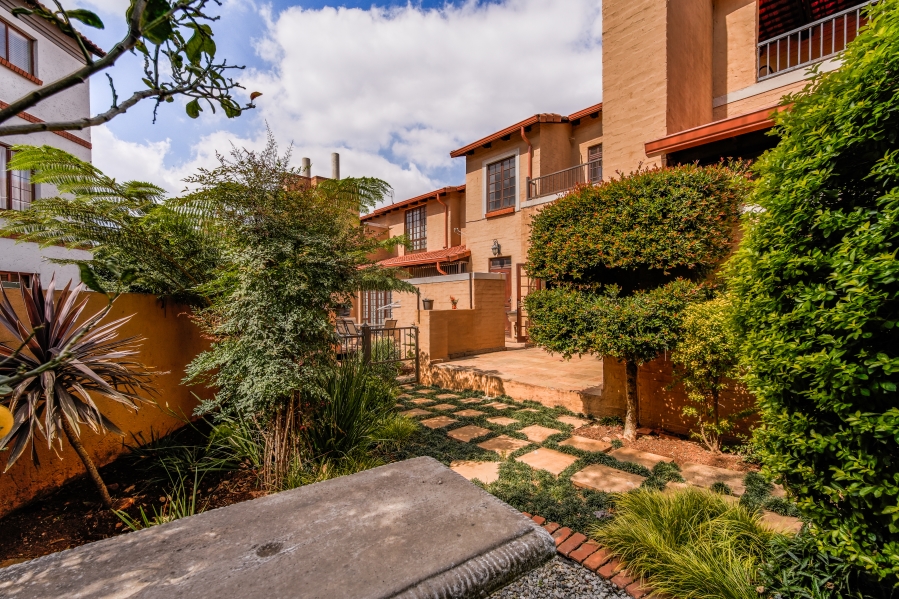 3 Bedroom Property for Sale in Country View Estate Gauteng
