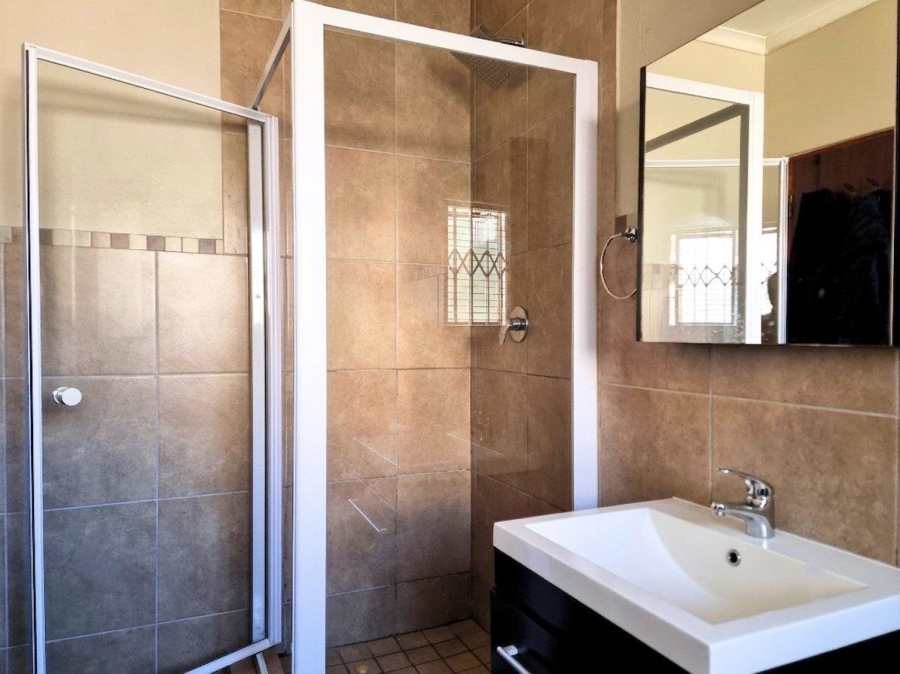To Let 3 Bedroom Property for Rent in Noordwyk Gauteng