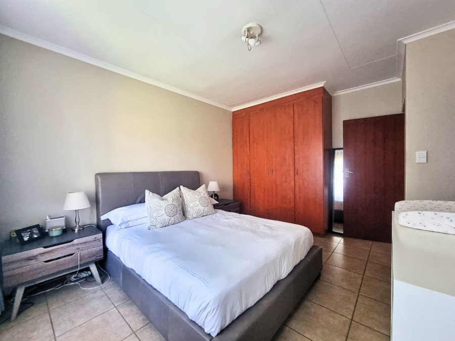 To Let 3 Bedroom Property for Rent in Noordwyk Gauteng