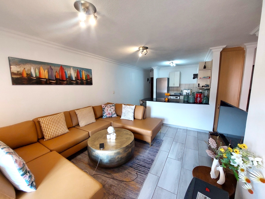 2 Bedroom Property for Sale in Nieuw Muckleneuk Gauteng