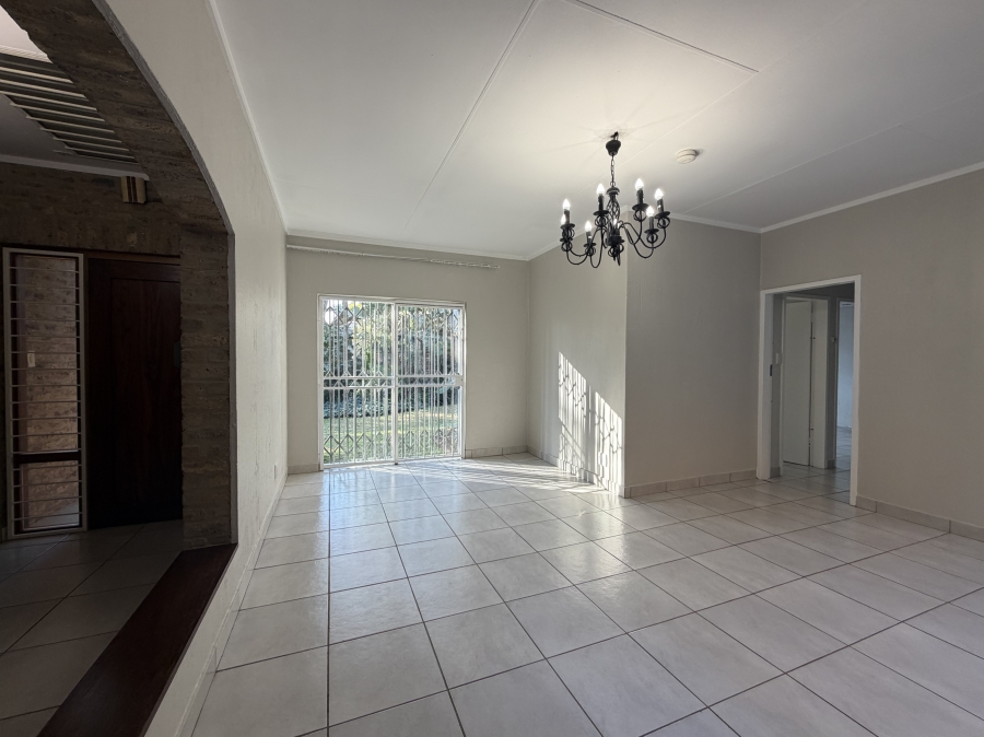 4 Bedroom Property for Sale in Waterkloof Gauteng