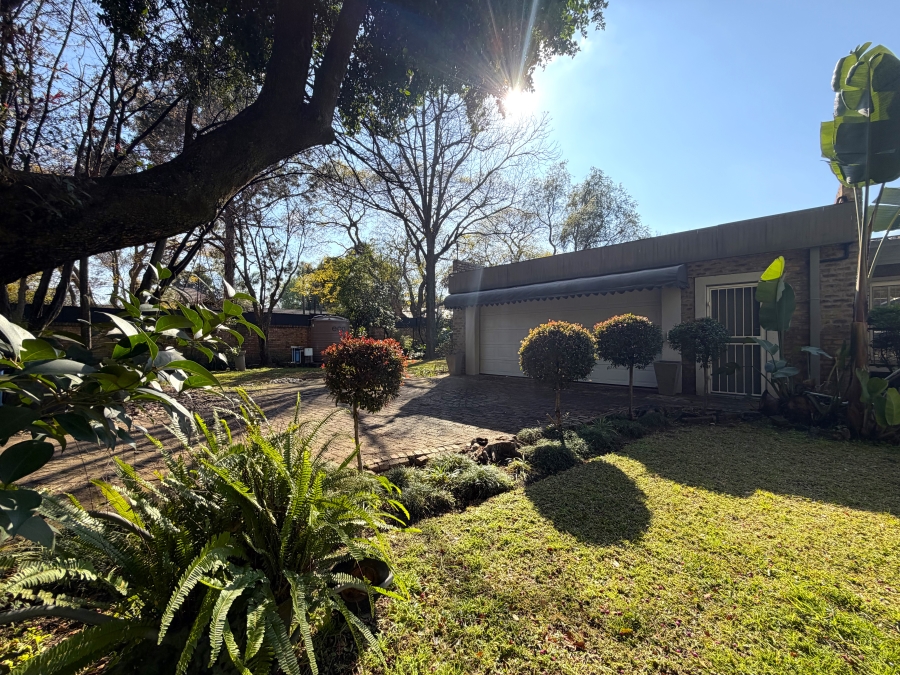 4 Bedroom Property for Sale in Waterkloof Gauteng