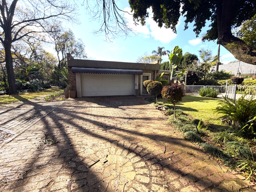 4 Bedroom Property for Sale in Waterkloof Gauteng