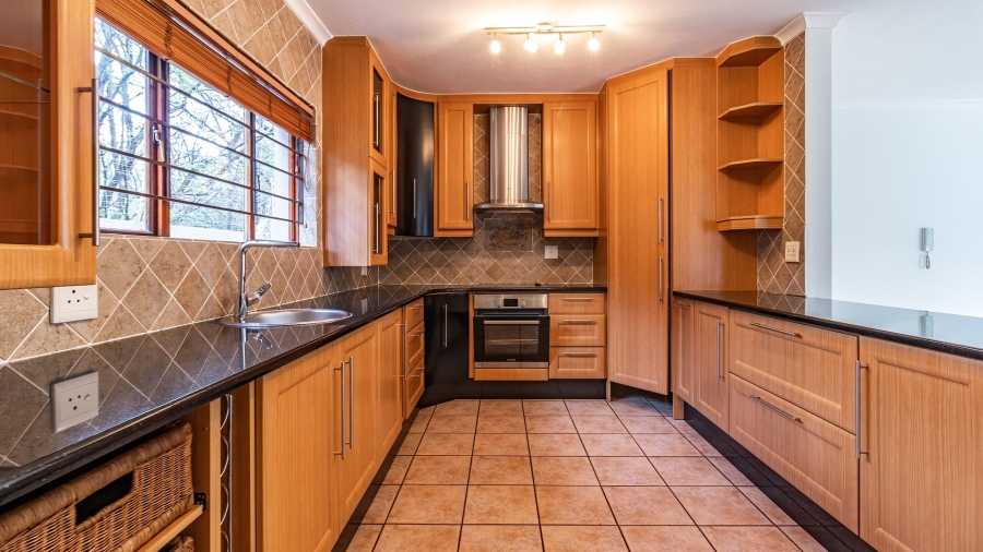 4 Bedroom Property for Sale in Magaliessig Gauteng