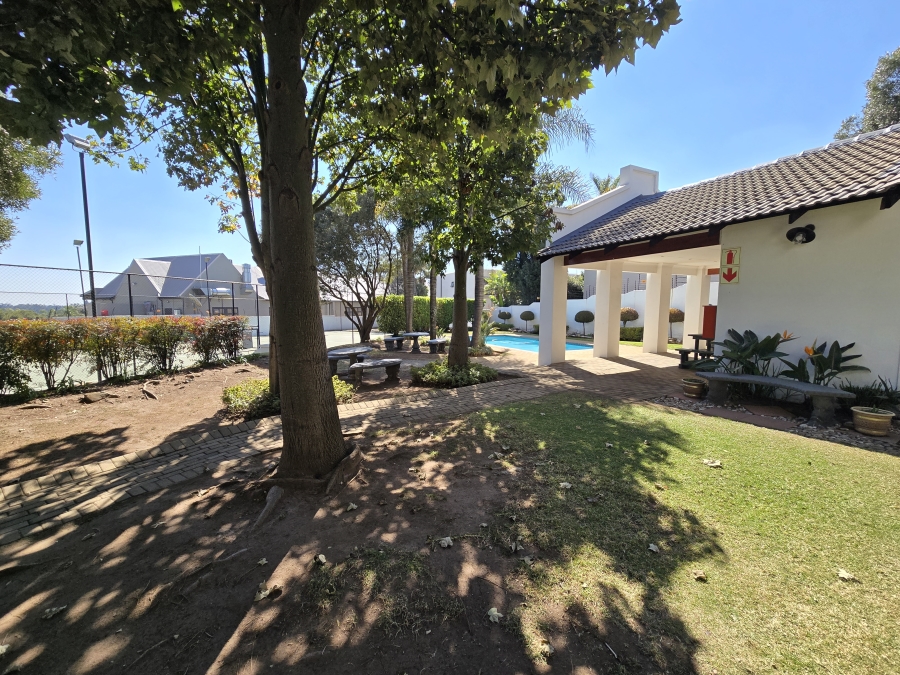2 Bedroom Property for Sale in Marais Steyn Park Gauteng
