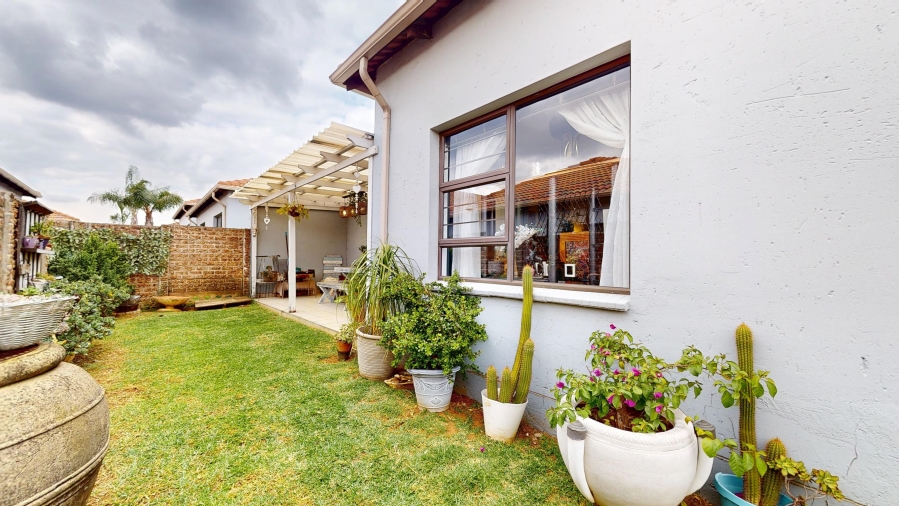 3 Bedroom Property for Sale in Parkrand Gauteng