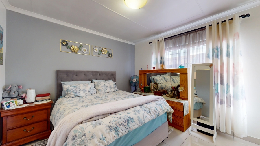 3 Bedroom Property for Sale in Parkrand Gauteng